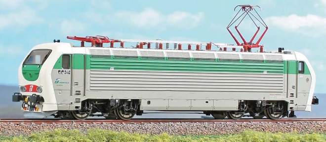 Electric Locomotive E.402.166 of Trenitalia in original Livery<br /><a href='images/pictures/ACME/LAC60381.jpg' target='_blank'>Full size image</a>